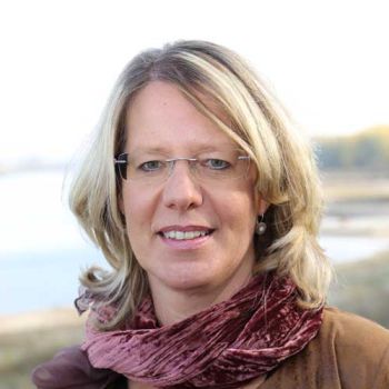 Elke Strauß im Podcast Born to Pflege