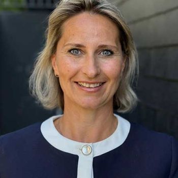 Petra Zugmann im Podcast Born to Pflege